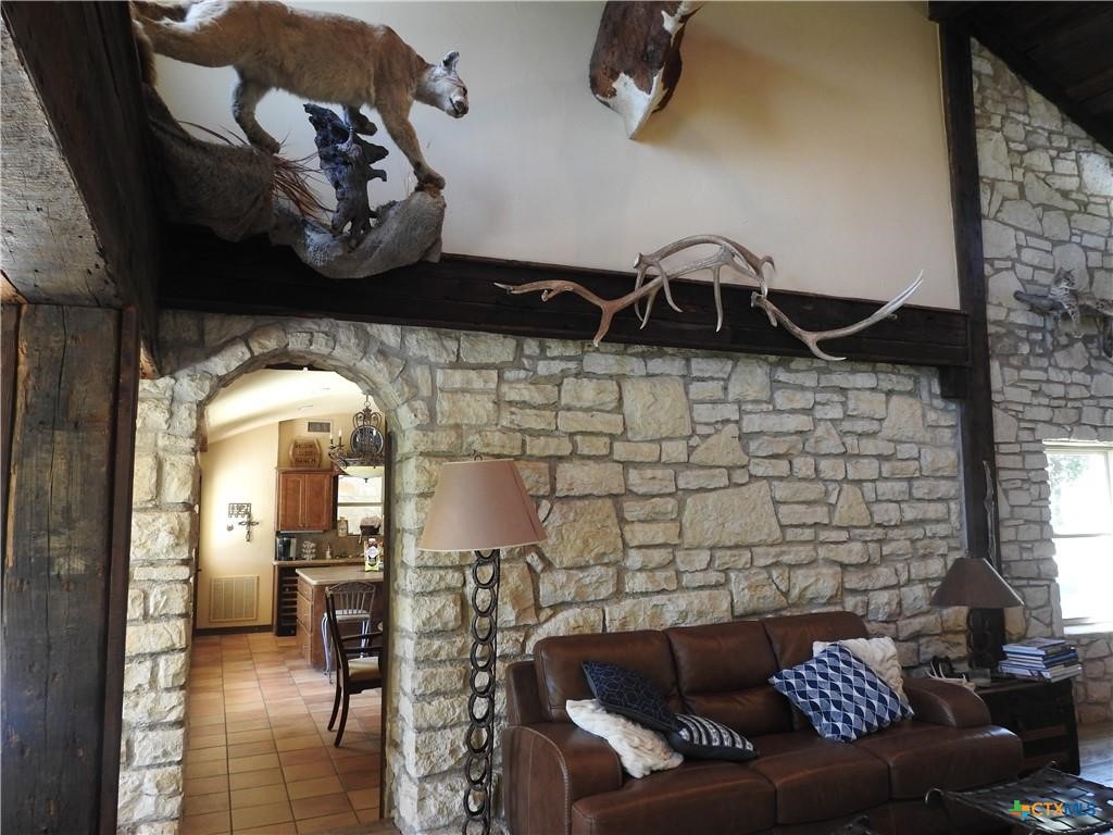 190 Private Road 3011 Lampasas TX 76550