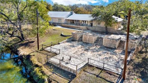 190 Private Road 3011 Lampasas TX 76550