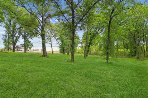 1593 Shoreline Drive Mabank TX 75143