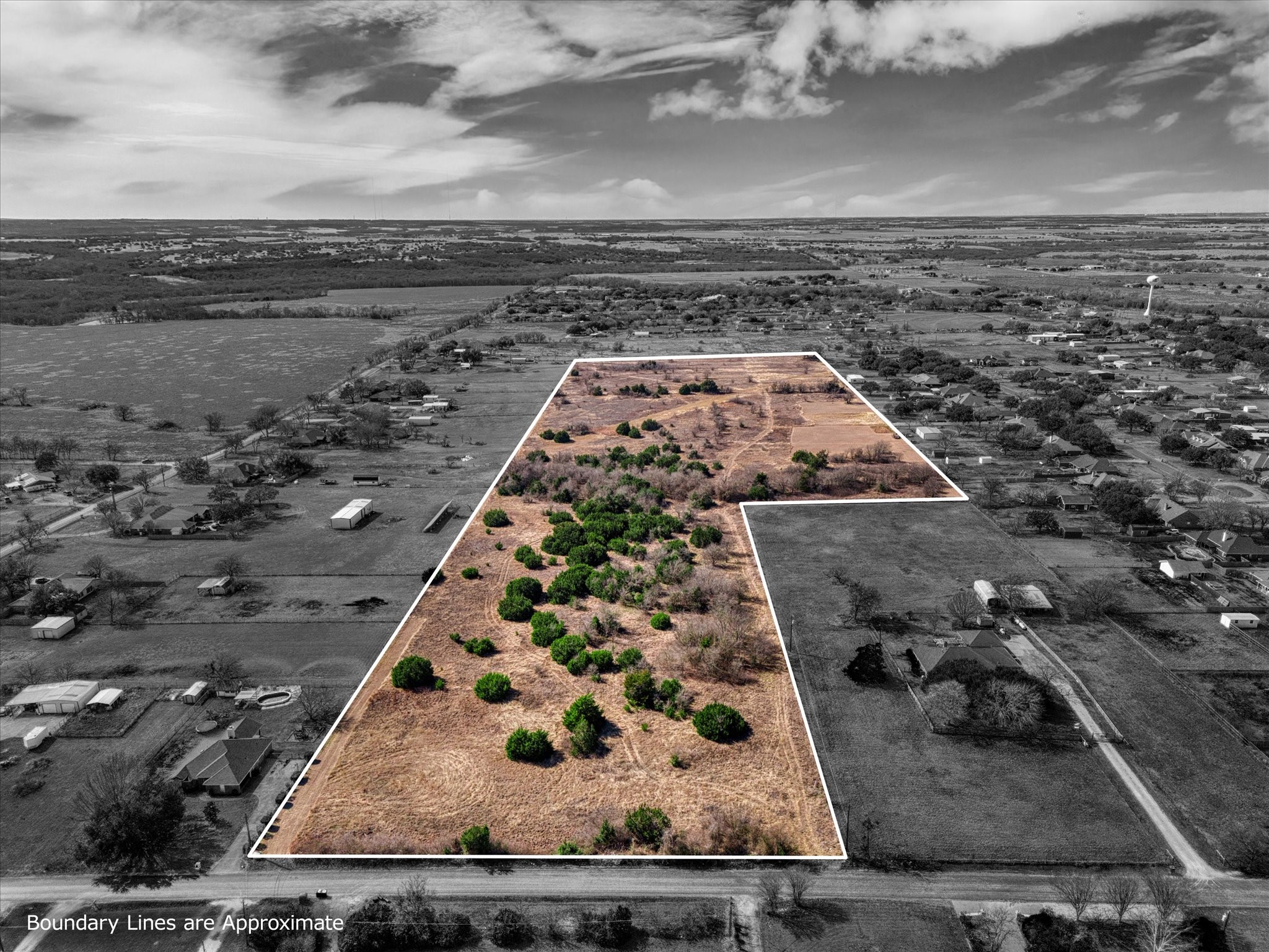 1830 Southern View Lorena TX 76655