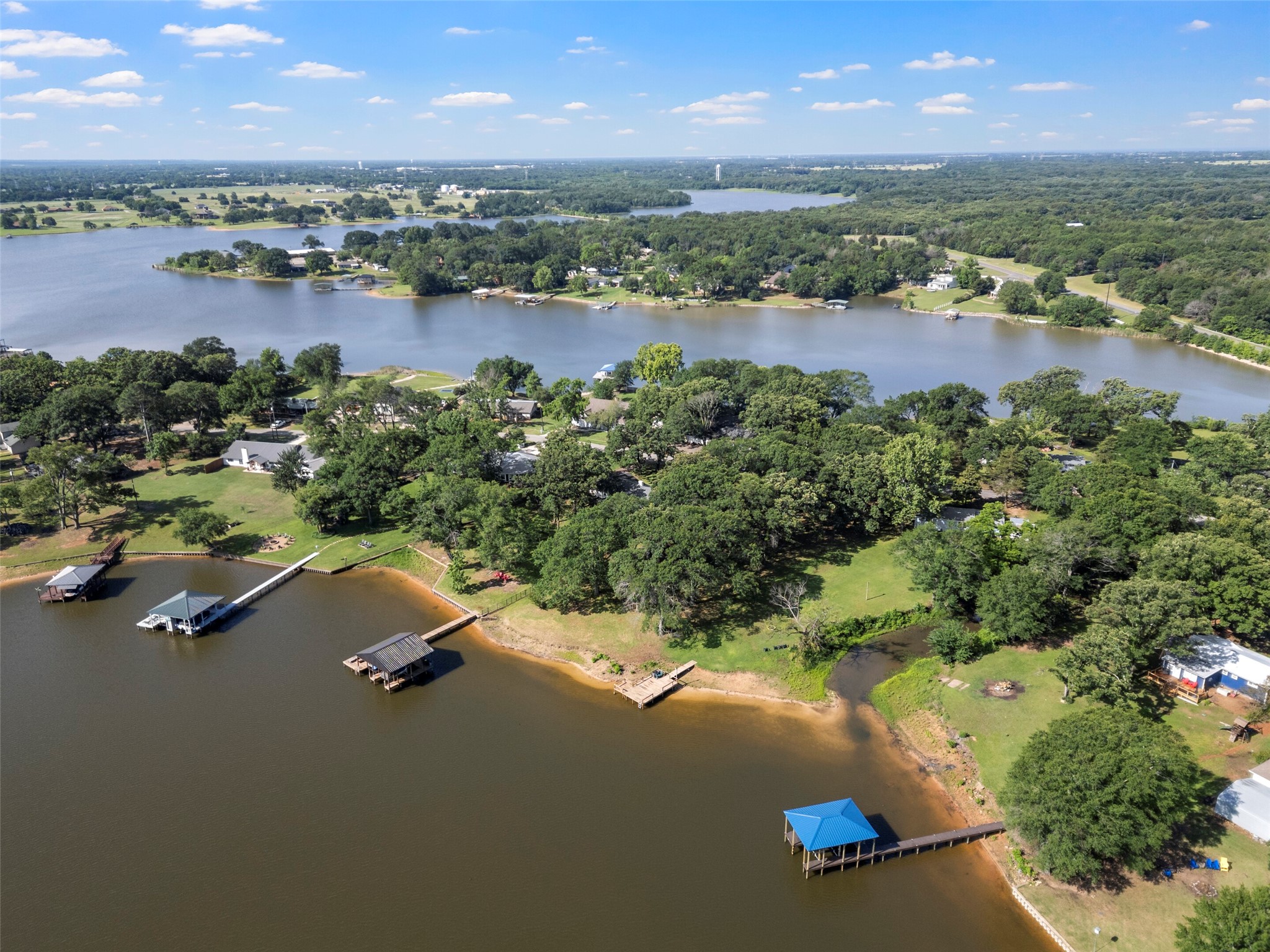 1805 Beavers Point Bonham TX 75418
