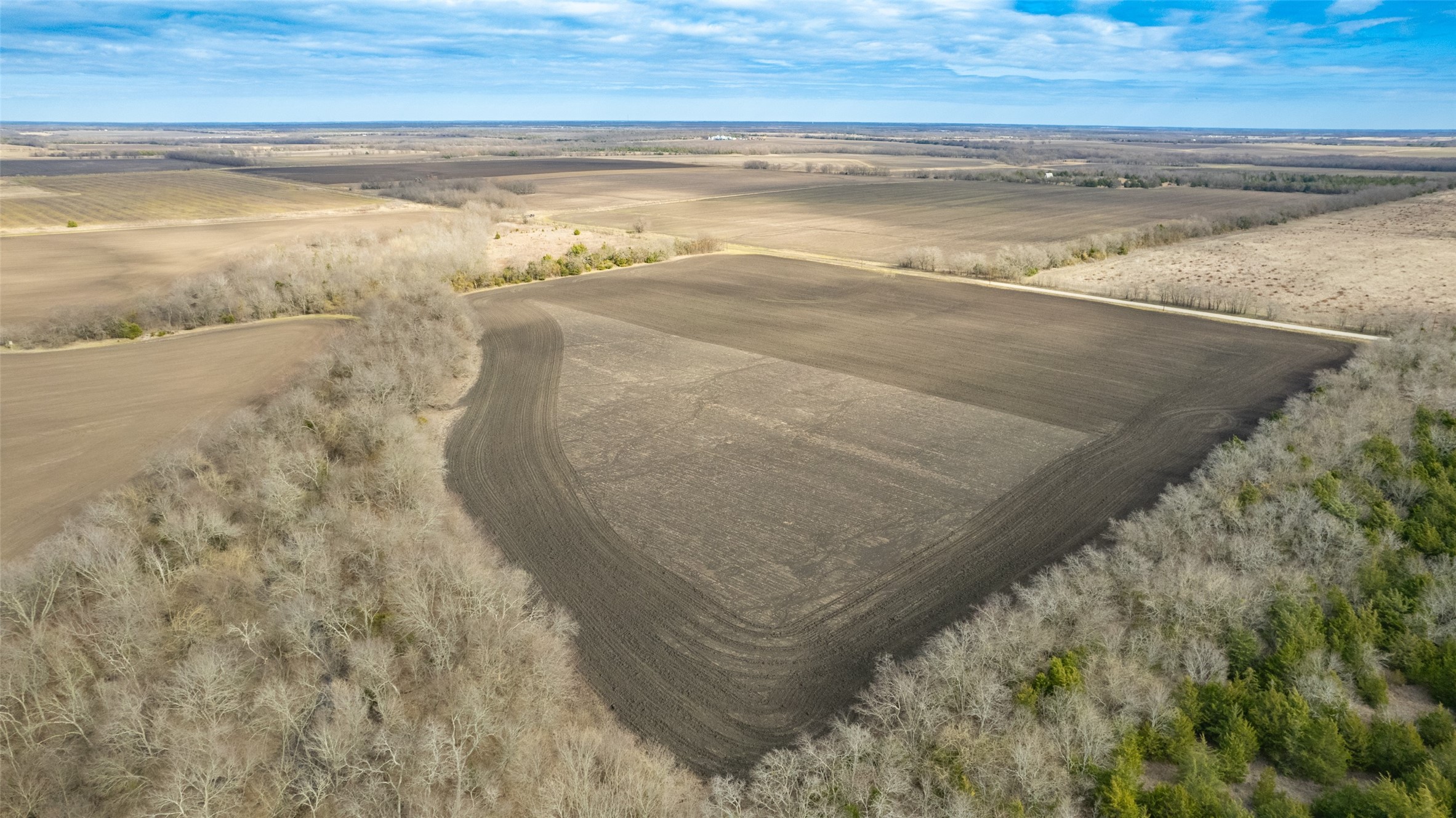17 Acs County Road 4907 Commerce TX 75428