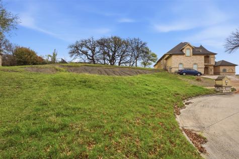 2605 Whispering Oaks Cove Cedar Hill TX 75104