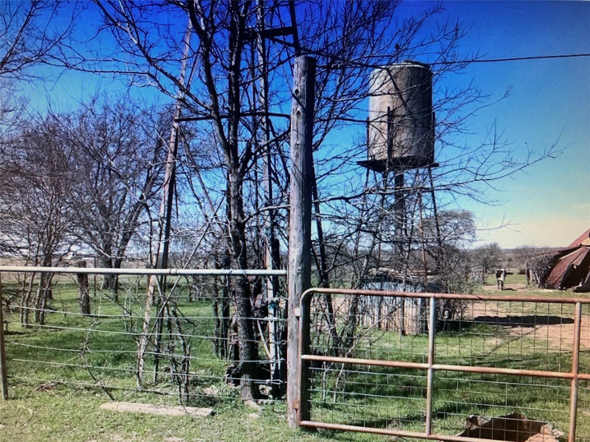 4748 County Road 1010 Joshua TX 76044