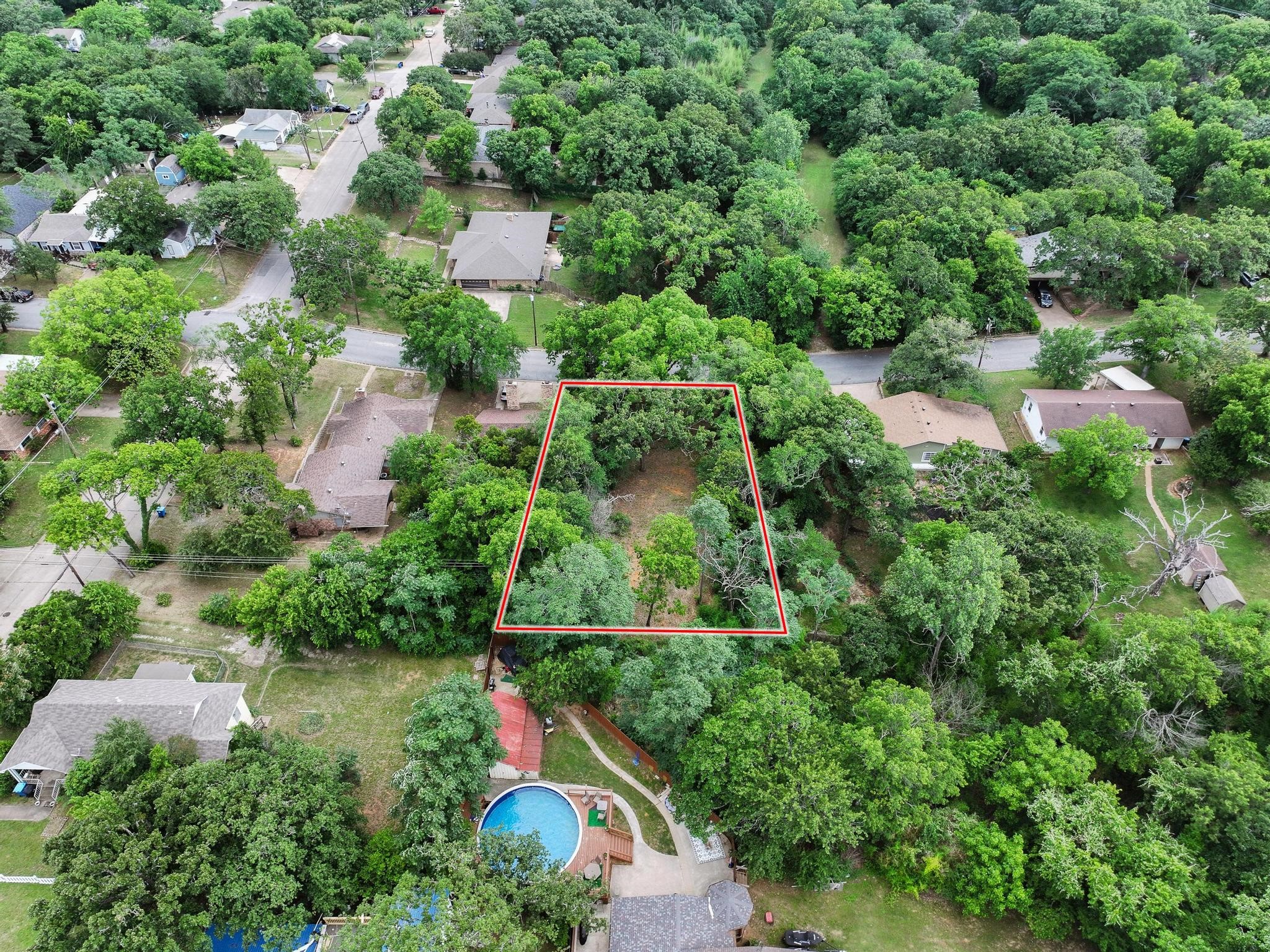 1213 W Texas Street Denison TX 75020