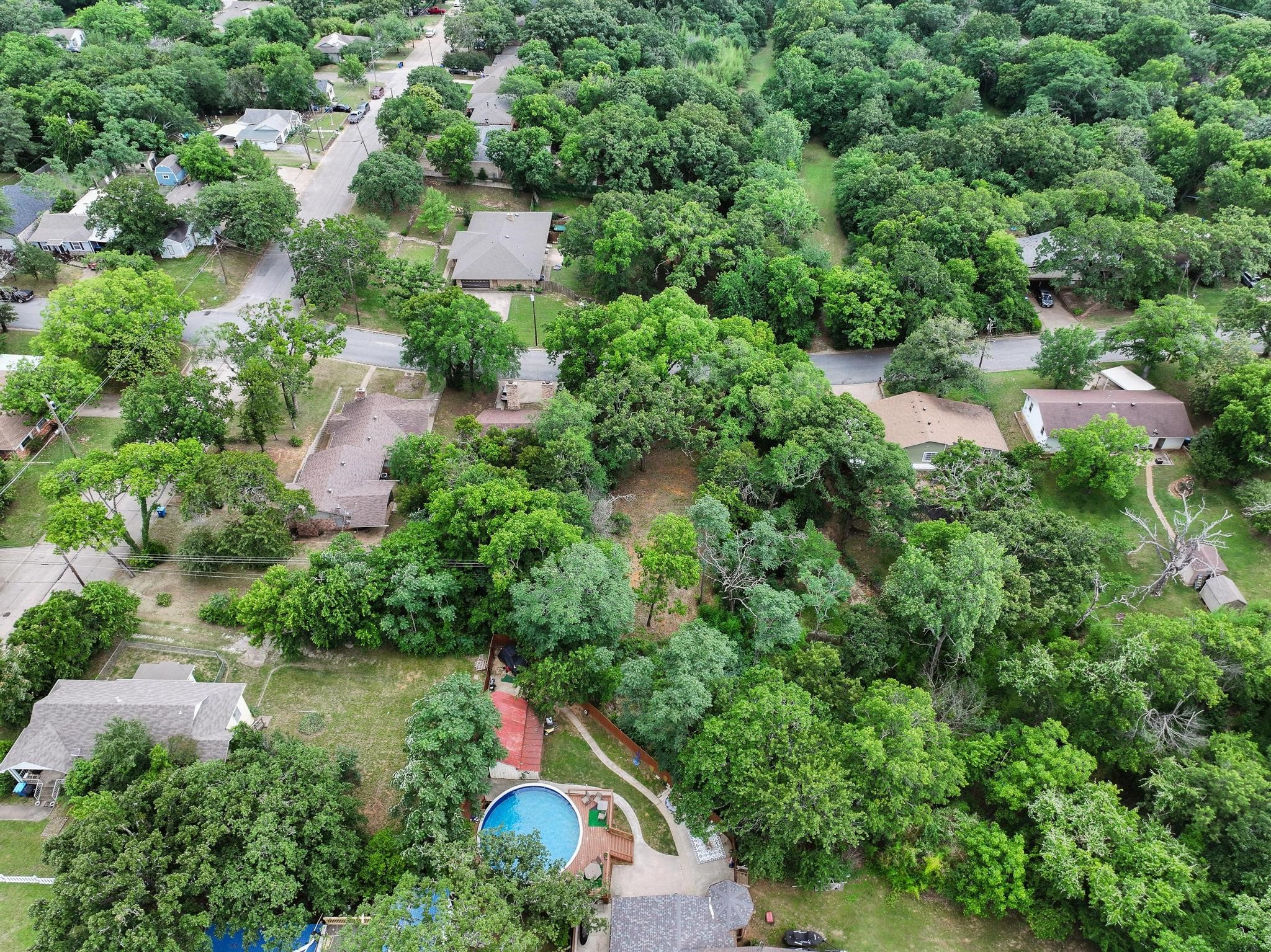 1213 W Texas Street Denison TX 75020