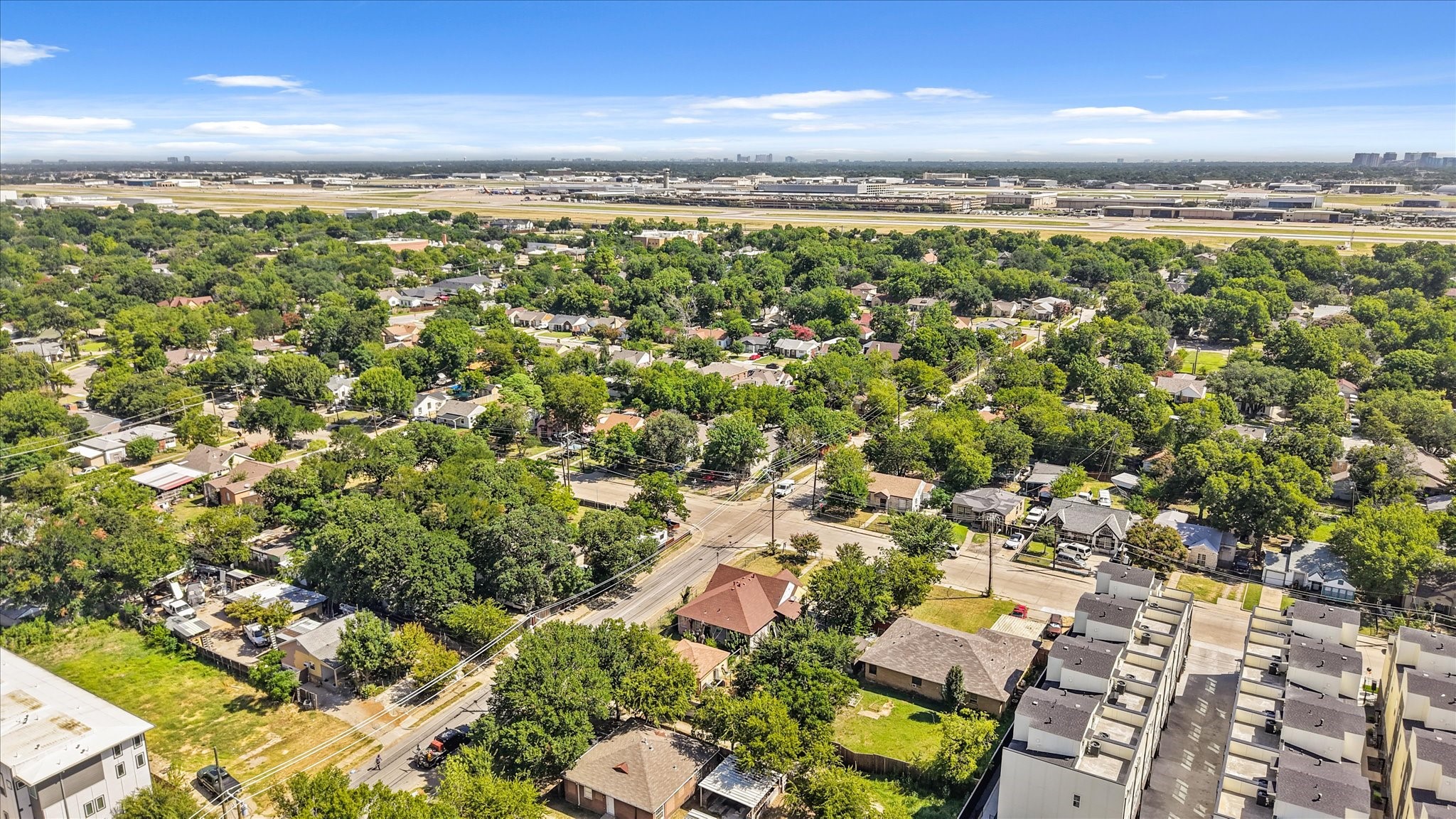 7225 Mohawk Drive Dallas TX 75235