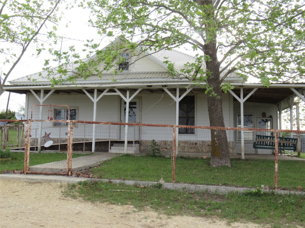 8195 County Road 512 Hamilton TX 76531