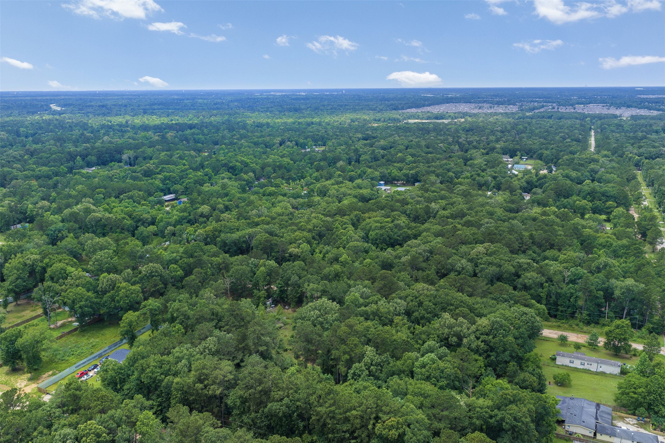 19116 Surrey New Caney TX 77357