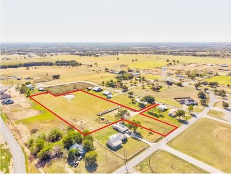 349 School House Road Paradise TX 76073