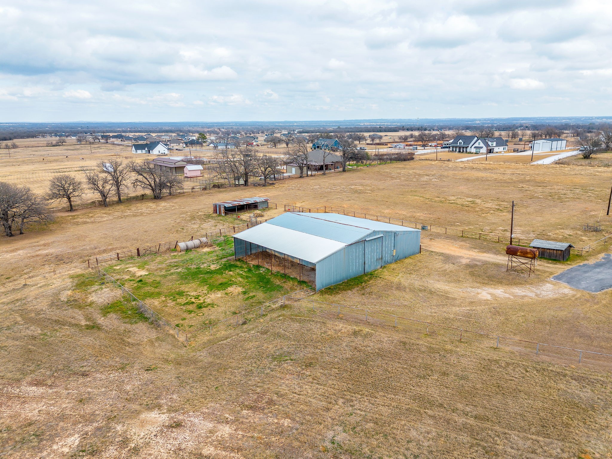 938 County Road 3341 Paradise TX 76073