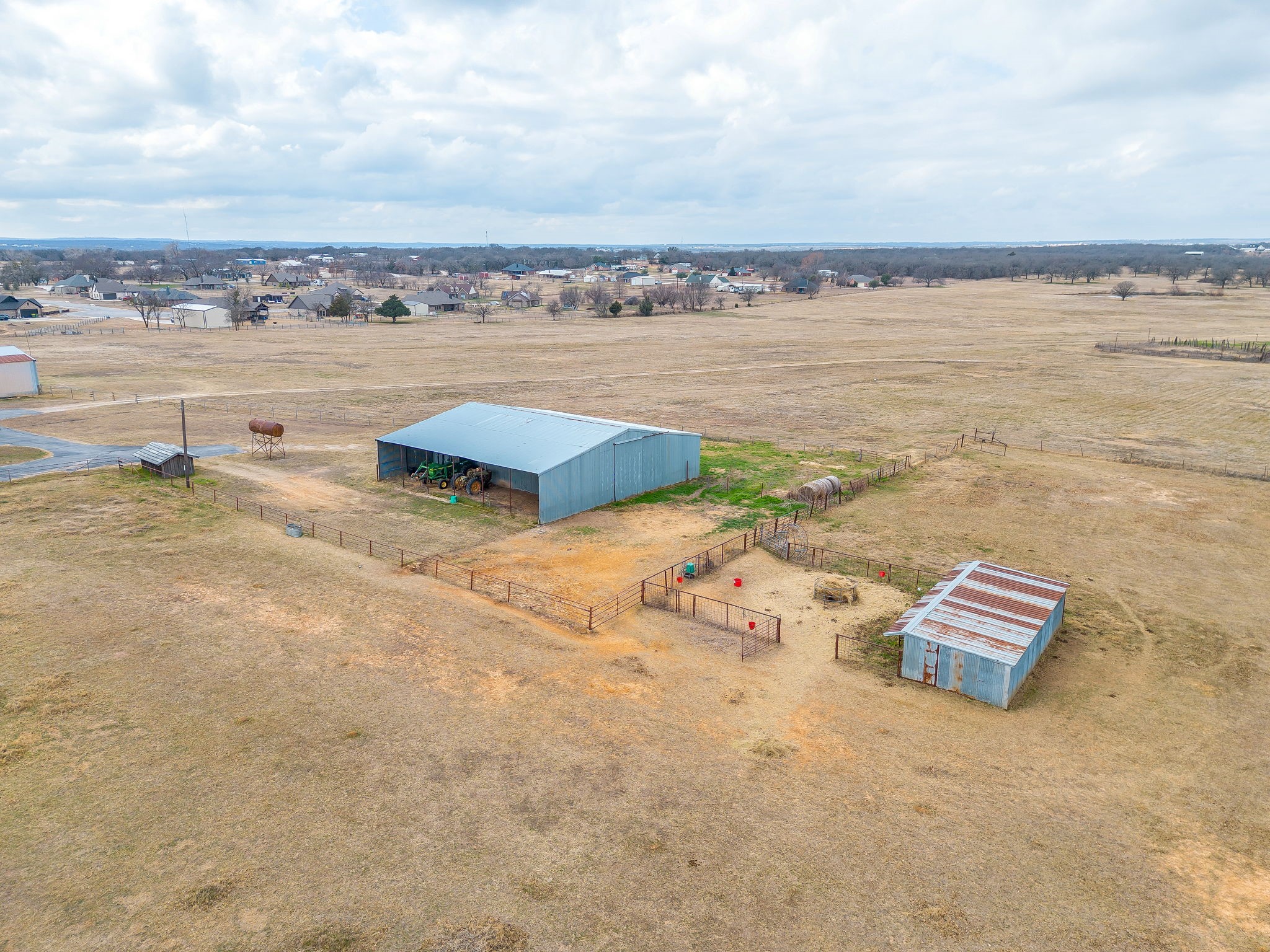 938 County Road 3341 Paradise TX 76073