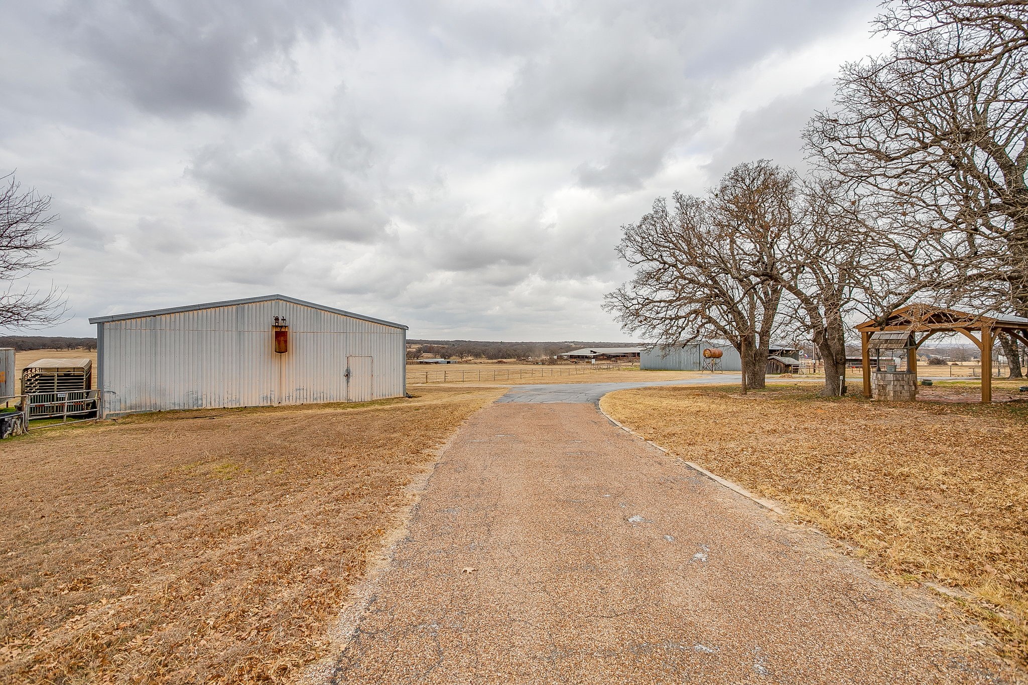 938 County Road 3341 Paradise TX 76073