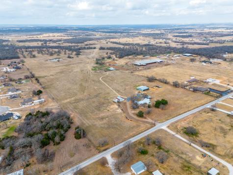 938 County Road 3341 Paradise TX 76073