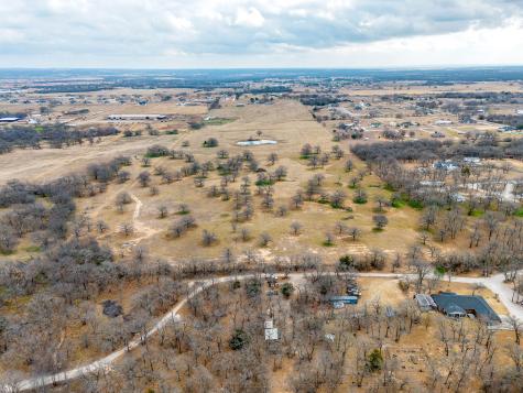 938 County Road 3341 Paradise TX 76073