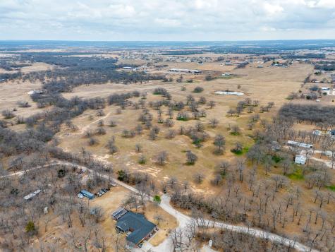 938 County Road 3341 Paradise TX 76073