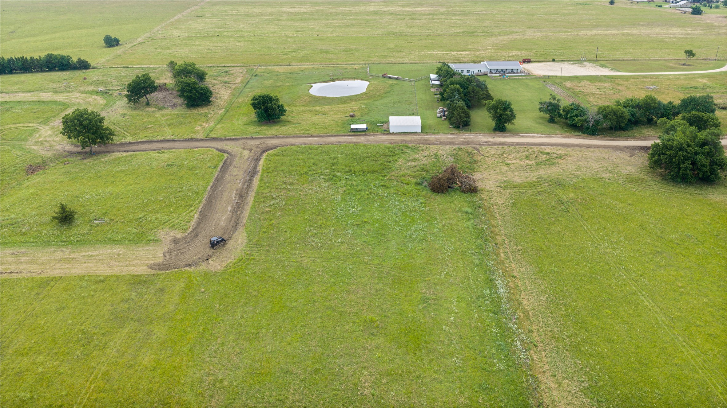 127 Pr 33267 Sumner TX 75486