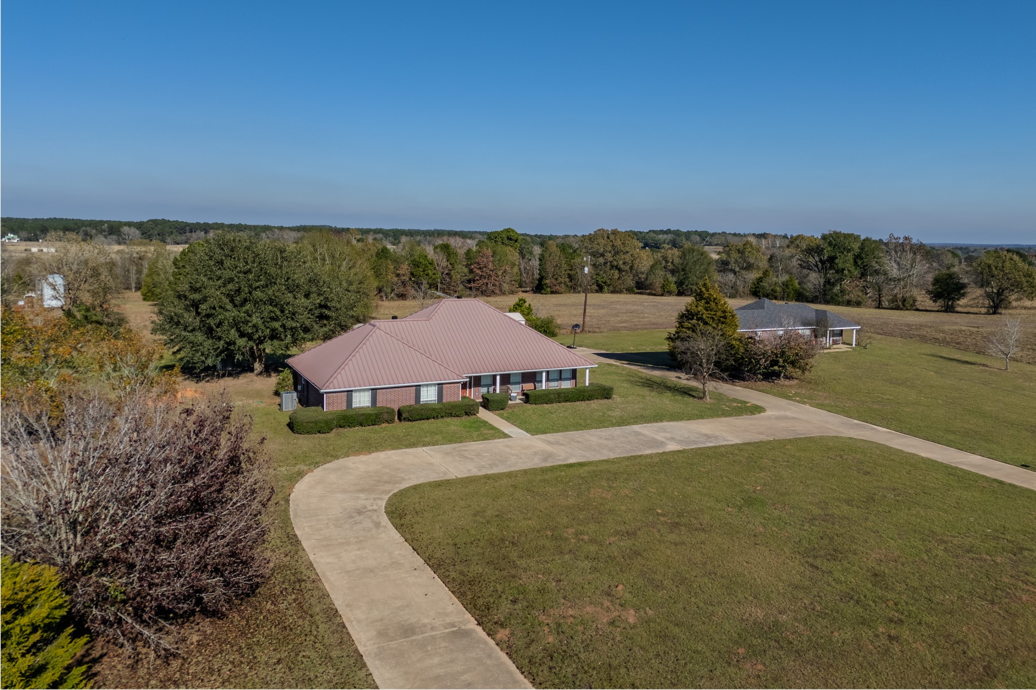 2895 County Road 118 Overton TX 75684