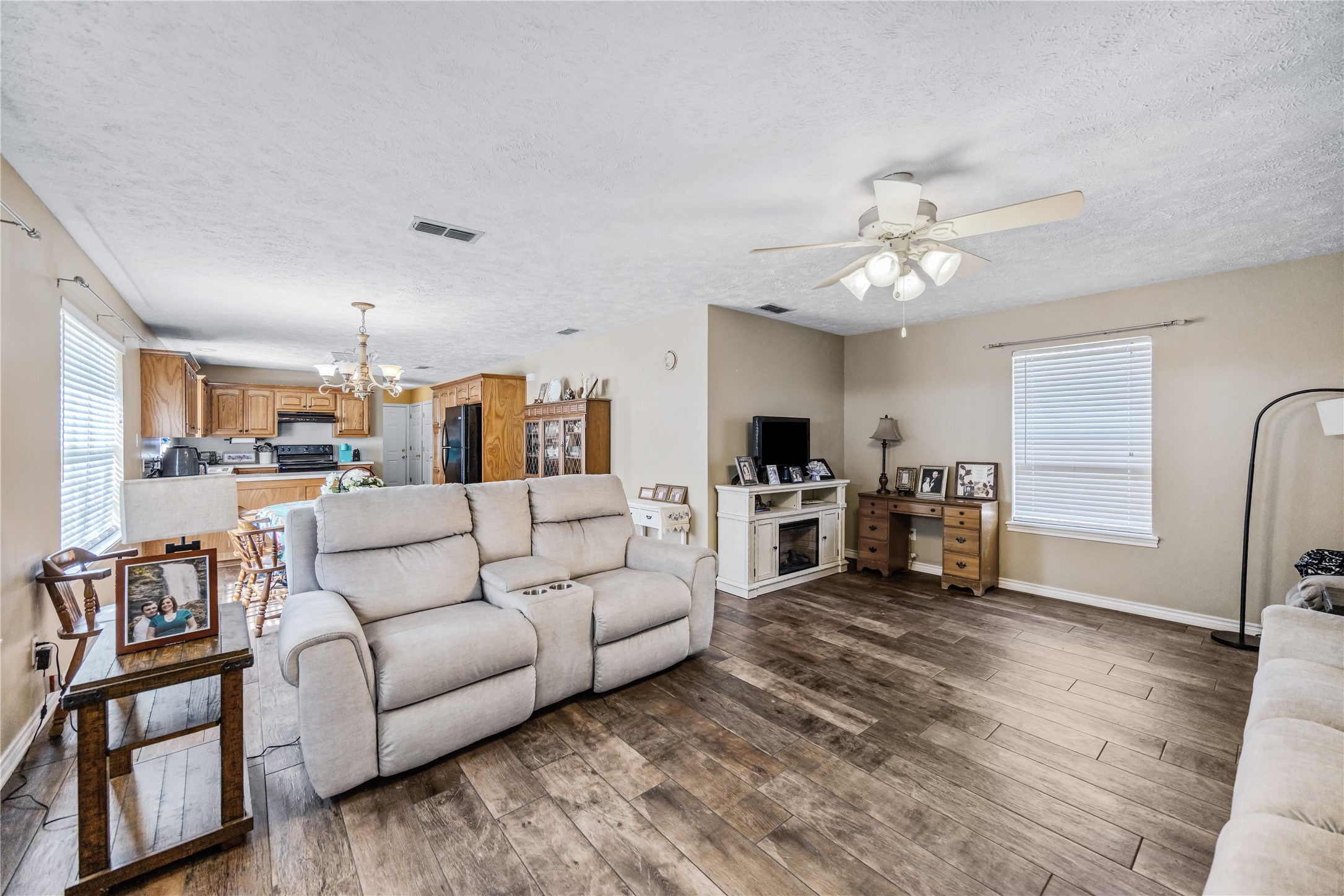 2895 County Road 118 Overton TX 75684