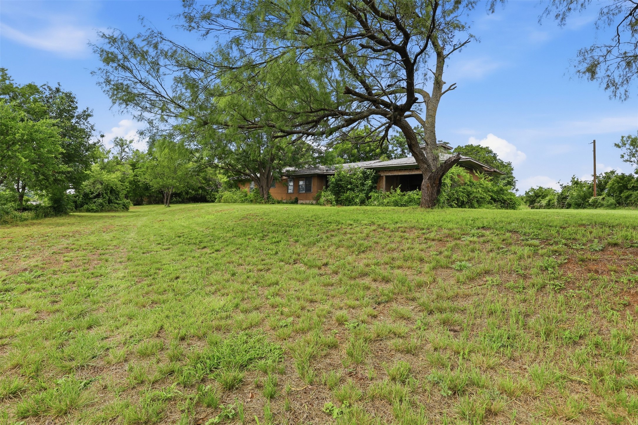 3300 Sunrise Court Granbury TX 76048
