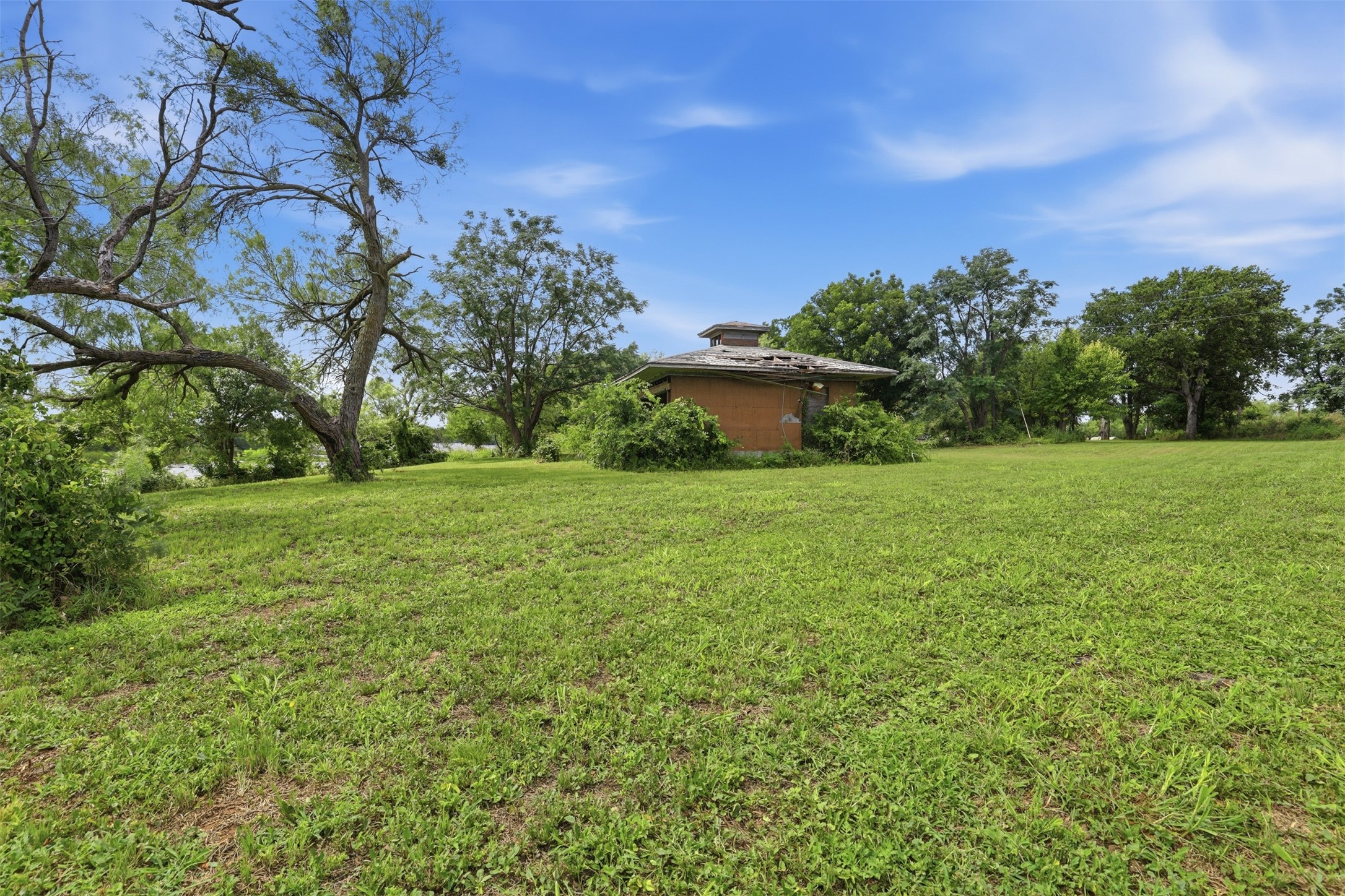3300 Sunrise Court Granbury TX 76048