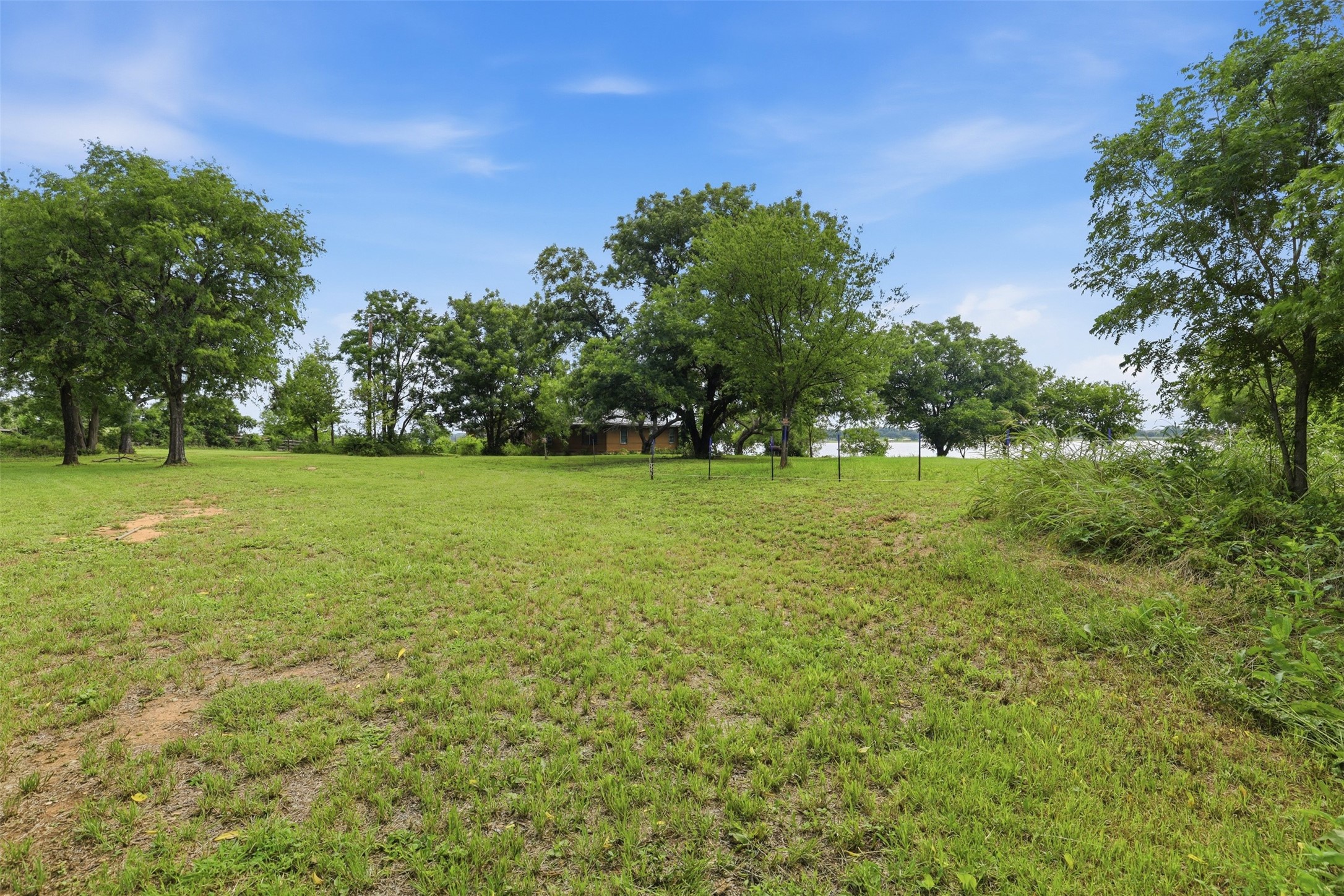 3300 Sunrise Court Granbury TX 76048