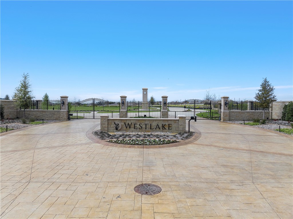 59 Pinehurst Drive Woodway TX 76712