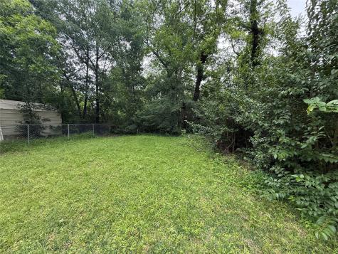 1443 W 5th Avenue Corsicana TX 75110
