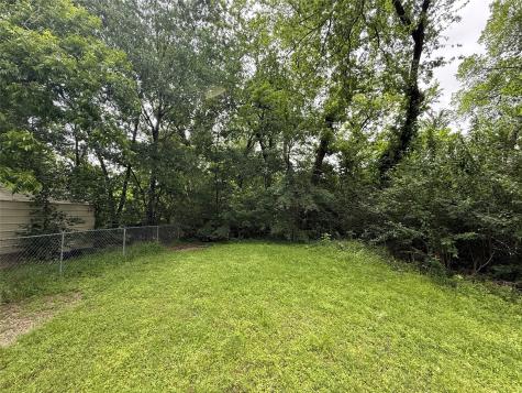 1443 W 5th Avenue Corsicana TX 75110