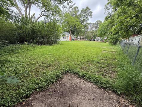 1443 W 5th Avenue Corsicana TX 75110