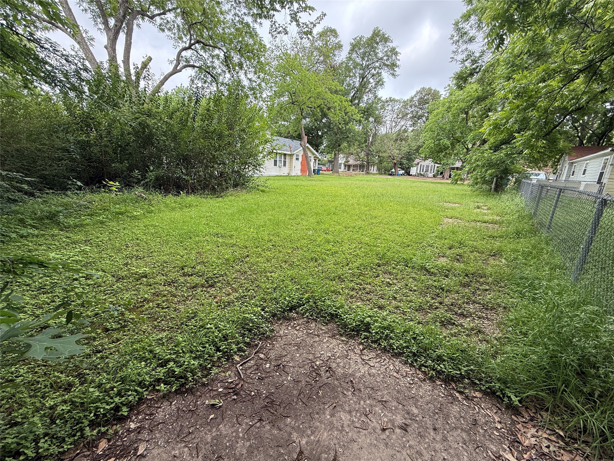 1443 W 5th Avenue Corsicana TX 75110