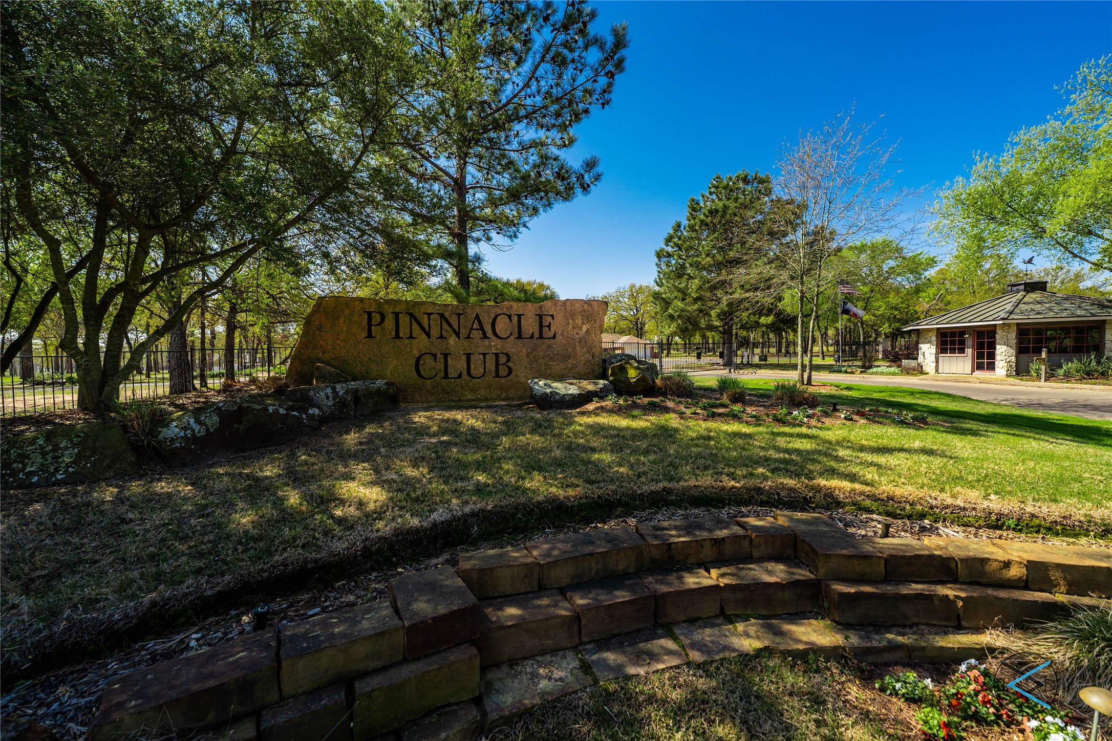 237 Colonial Drive Mabank TX 75156
