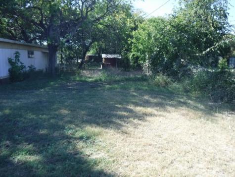 534 Berke Street Newark TX 76071