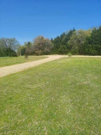 224 County Road 290 Collinsville TX 76233