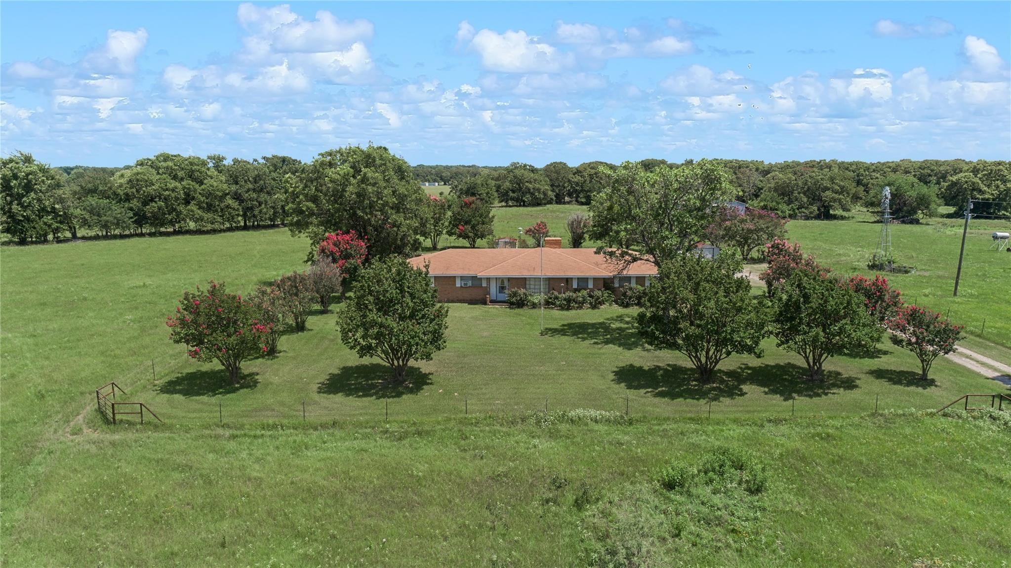 8627 Co Road 4096 Scurry TX 75158