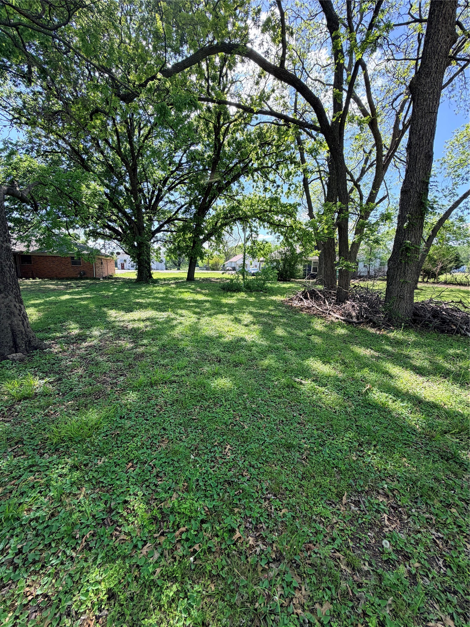 202 S Dallas Street Wilmer TX 75172