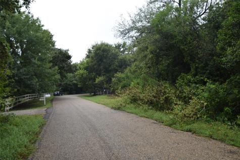 2604 Forest Park Drive Granbury TX 76048