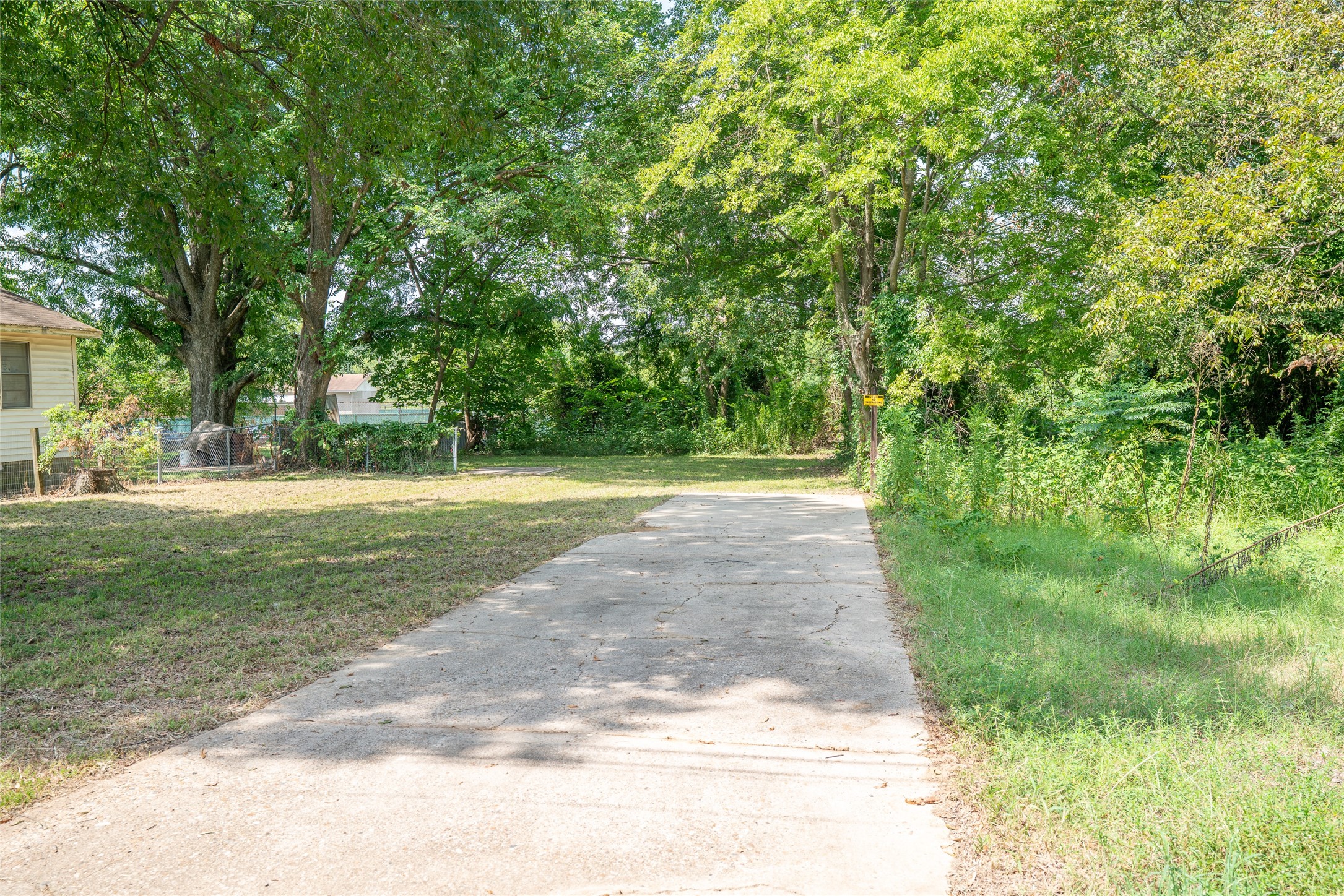 1609 Plum Texarkana TX 75501