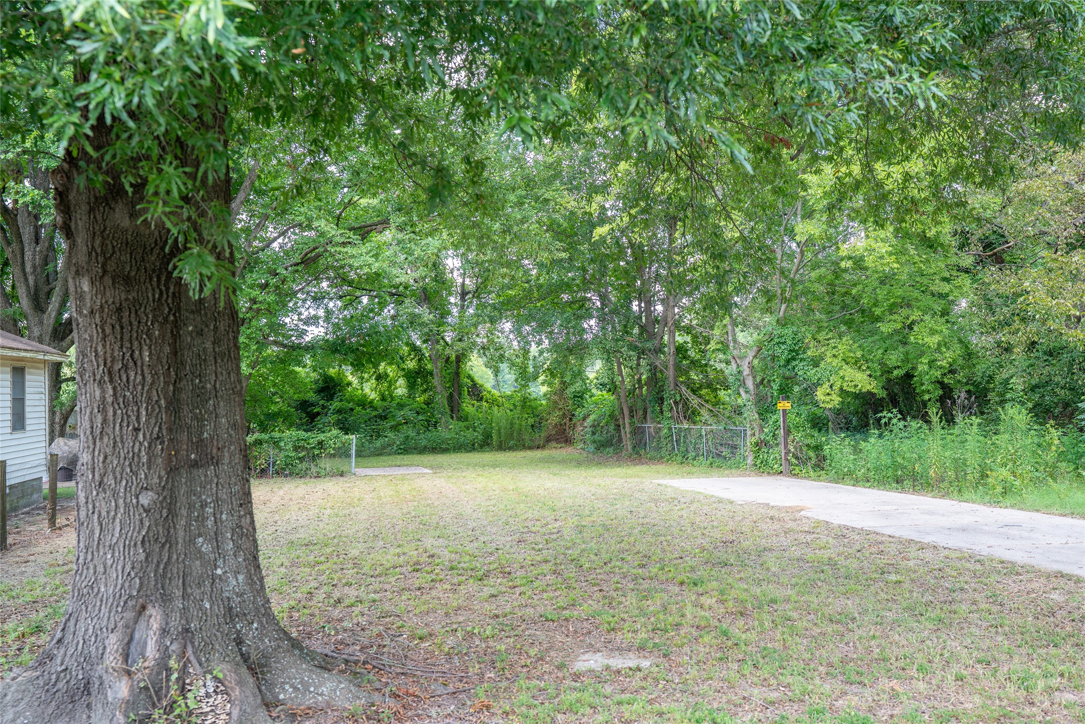 1609 Plum Texarkana TX 75501