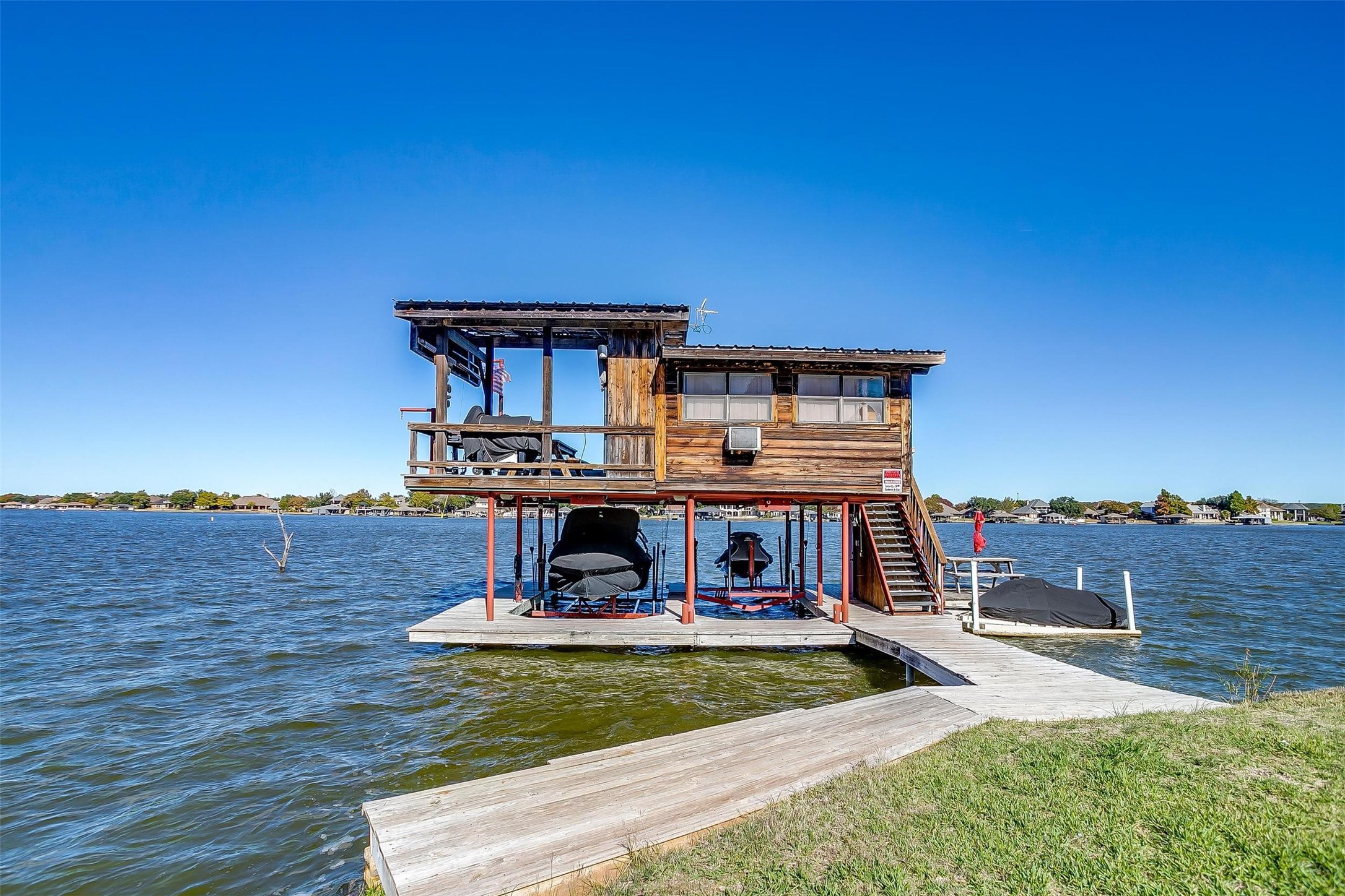 1220 Sleepy Water Court Granbury TX 76048
