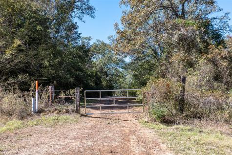 13793 An County Road 404 Palestine TX 75803