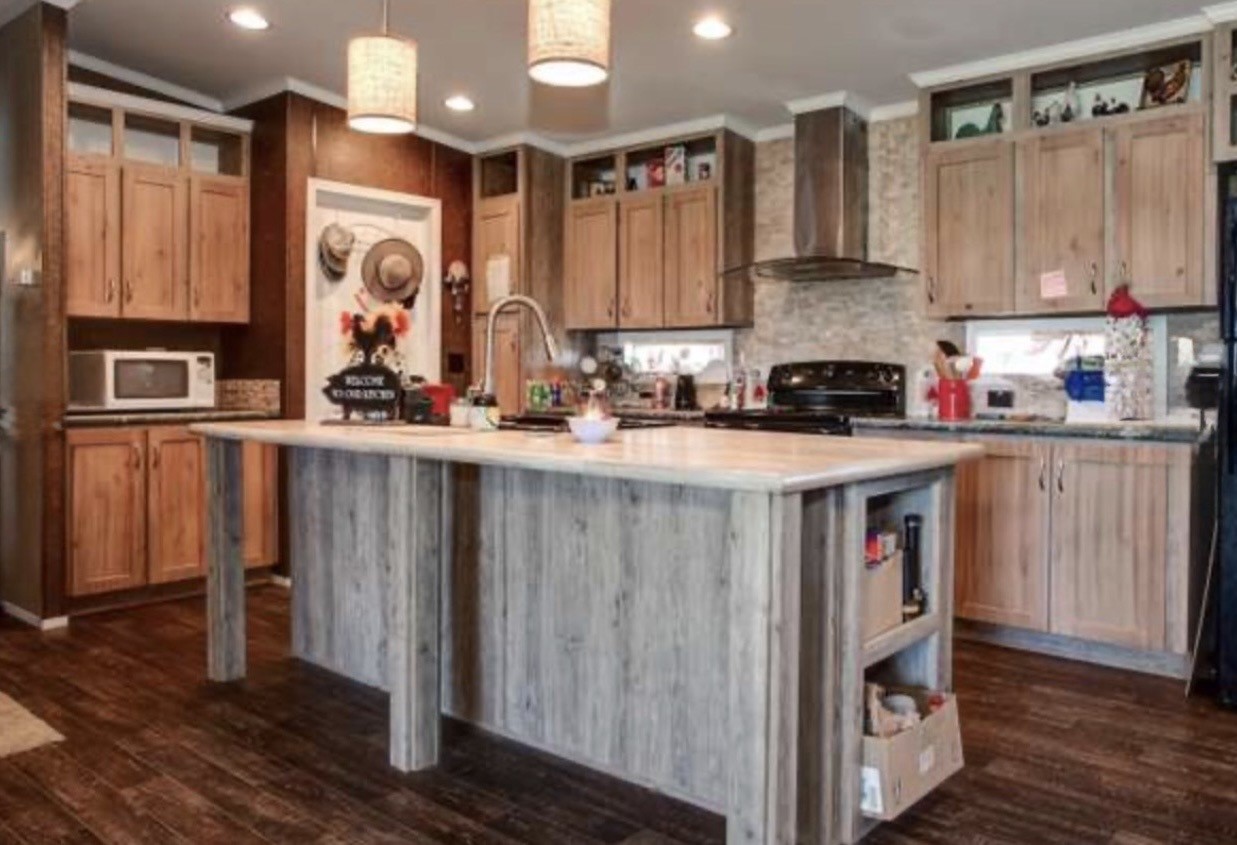 764 County Road 3422 Bynum TX 76631