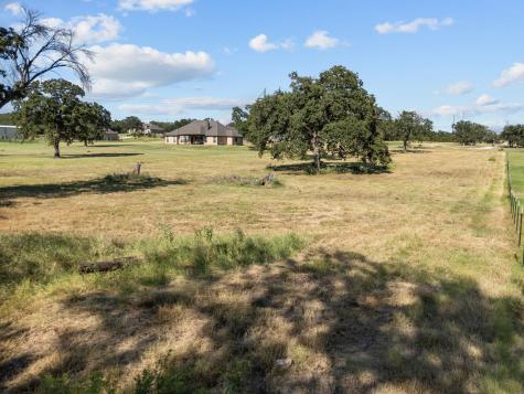 112 Aslan Road Poolville TX 76487
