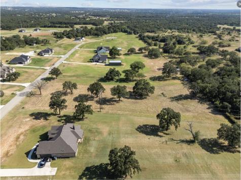 112 Aslan Road Poolville TX 76487