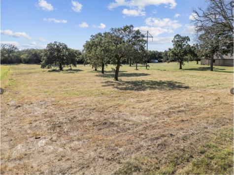 112 Aslan Road Poolville TX 76487