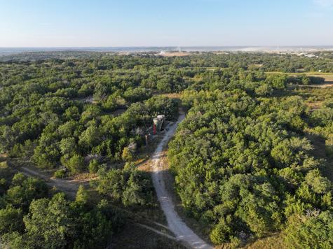 1811 Highway 570 Eastland TX 76448