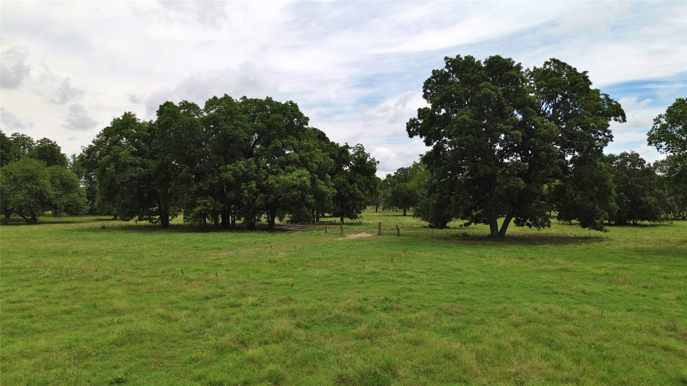 695 County Road 1210 Lake Creek TX 75450