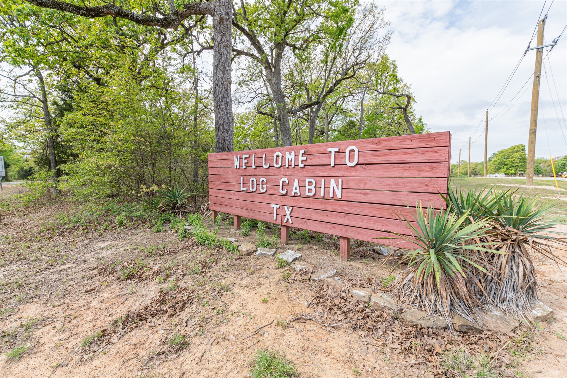 13995 E Travis Lane Log Cabin TX 75148