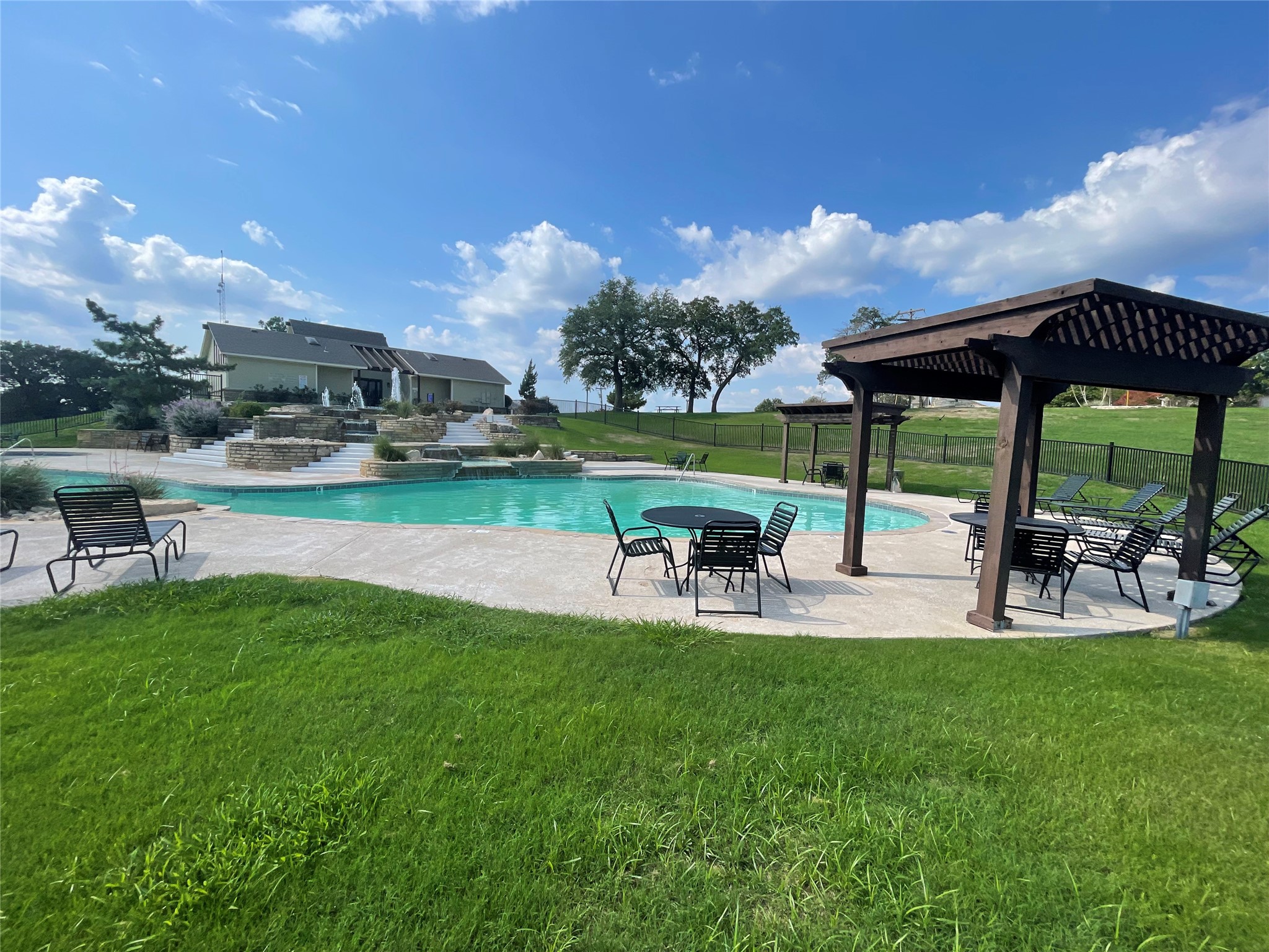 1068 White Bluff Drive Whitney TX 76692
