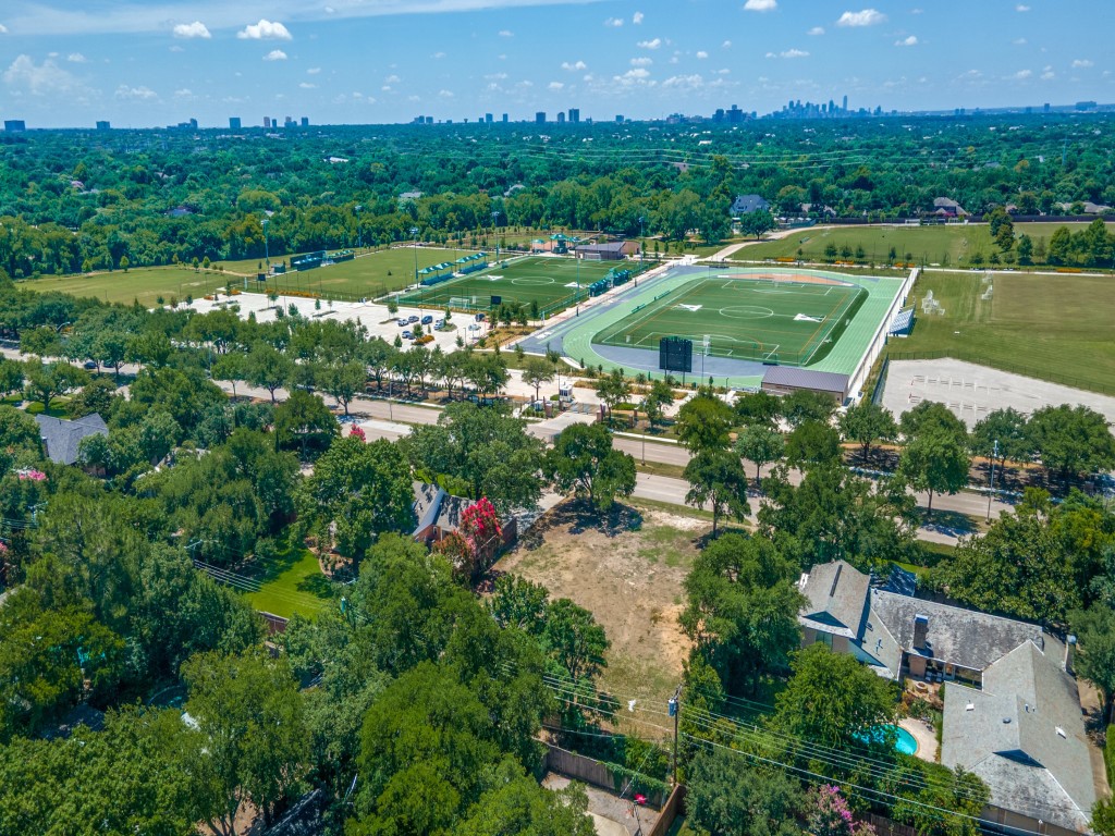 4849 Forest Lane Dallas TX 75244